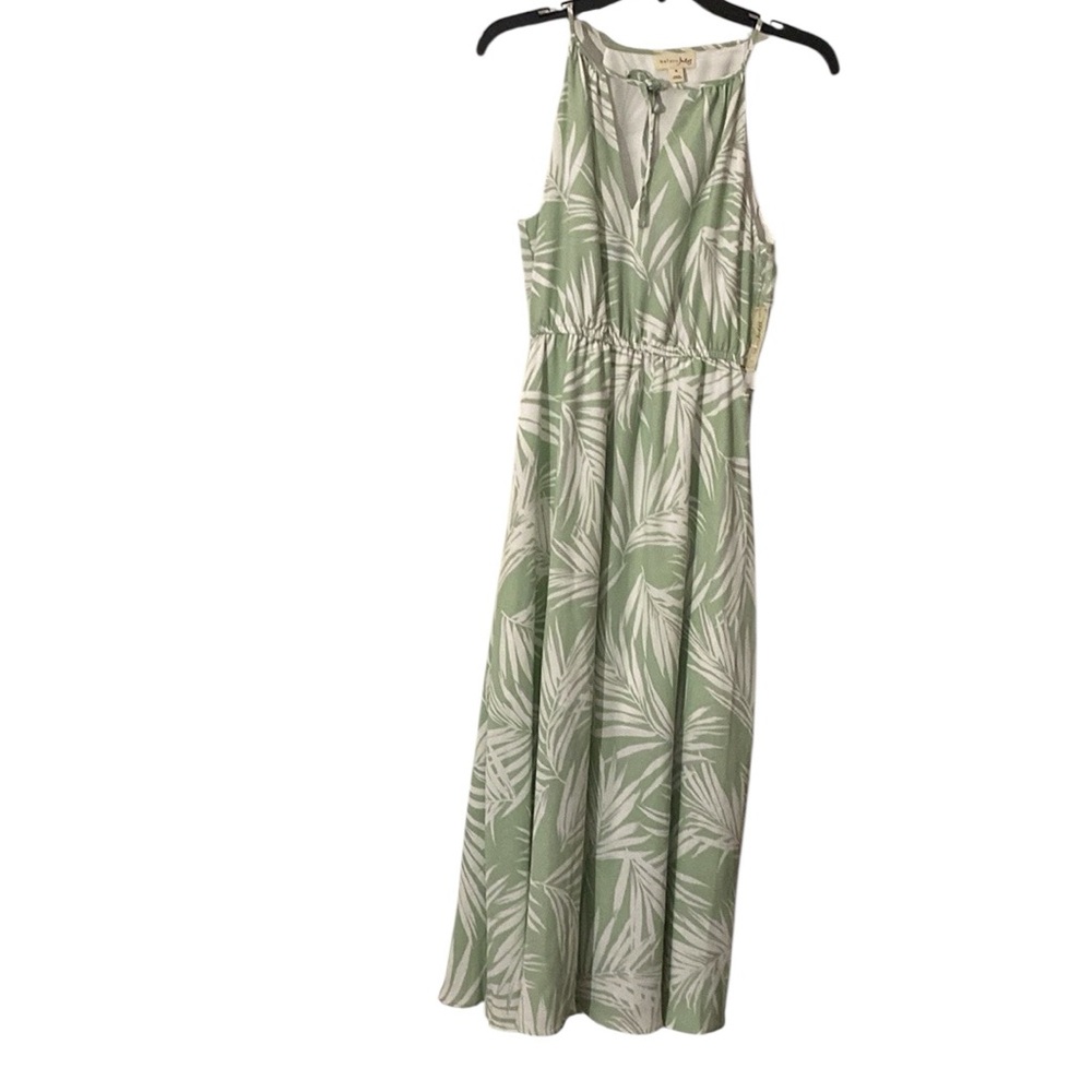 Green and White Palm Print Maxi Dress